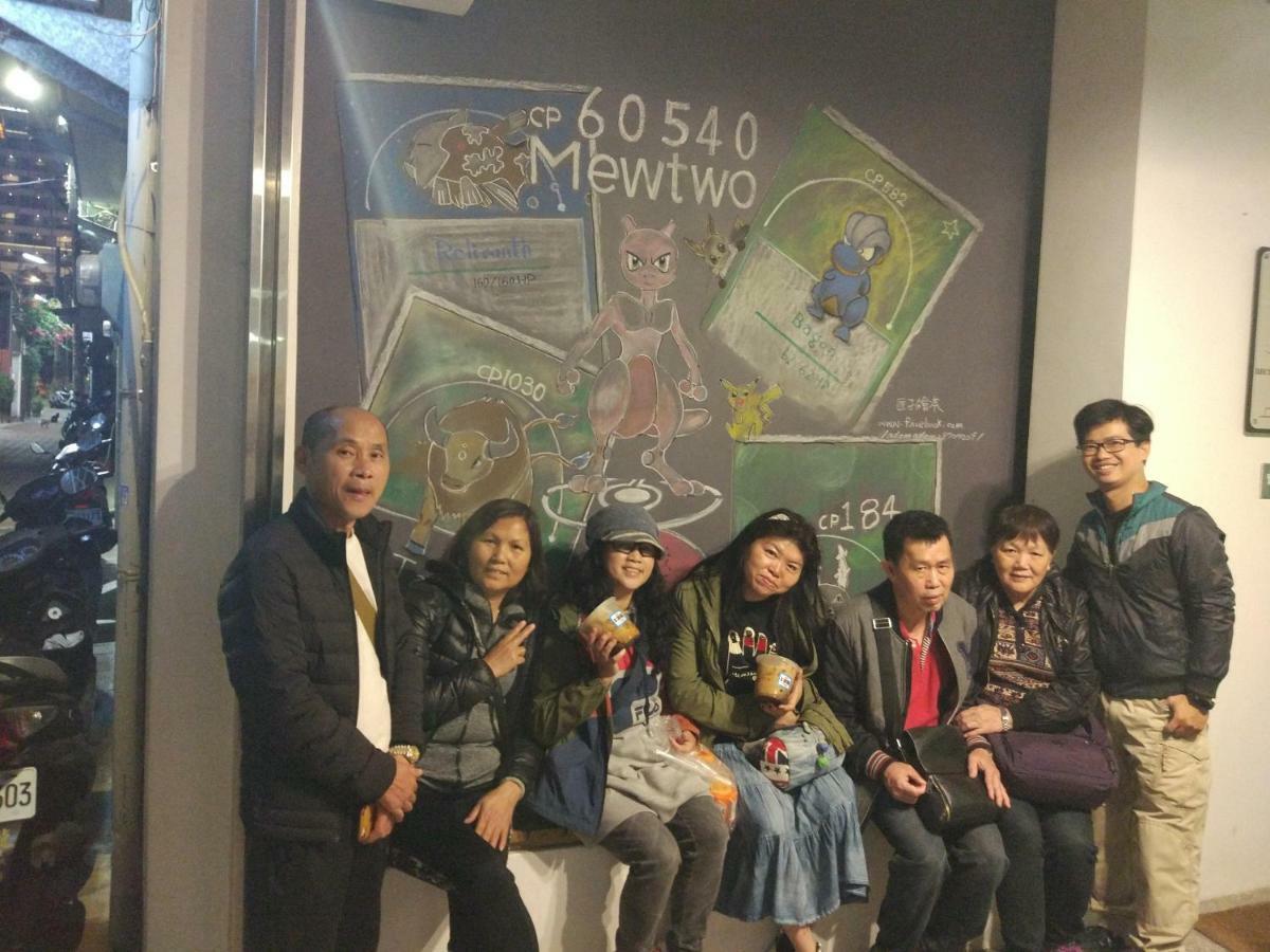 มายเดียร์ แบคแพกเกอร์ บีแอนด์บี Hostel ไถหนาน ภายนอก รูปภาพ